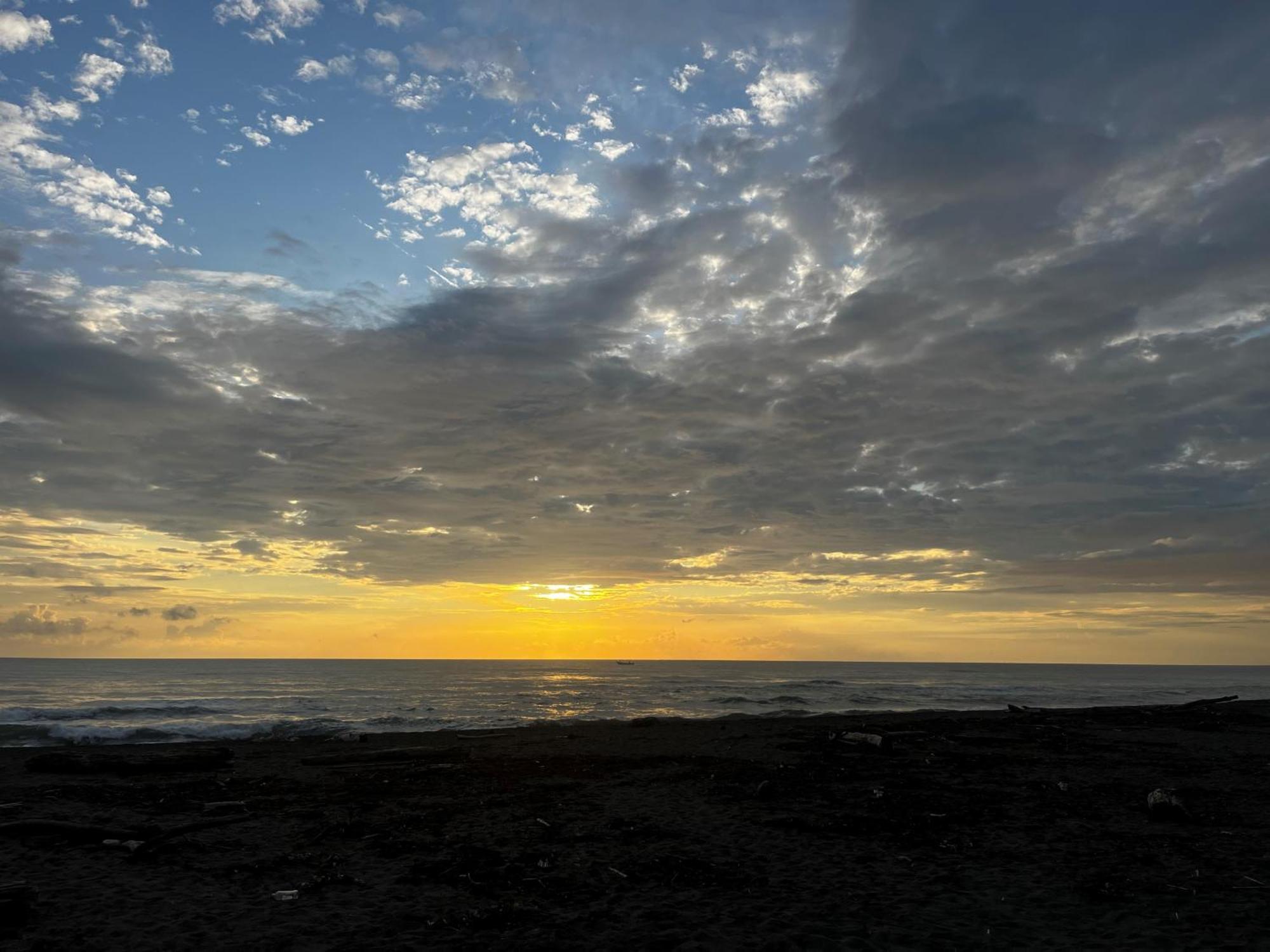 Frias Home Tortuguero Bagian luar foto