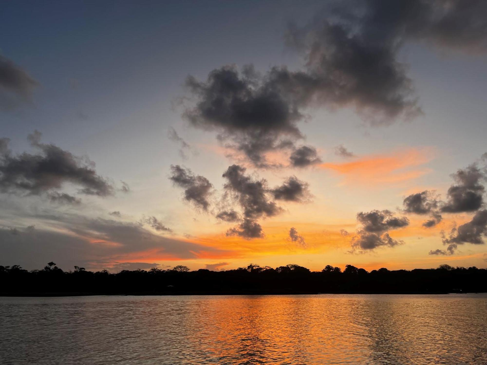 Frias Home Tortuguero Bagian luar foto